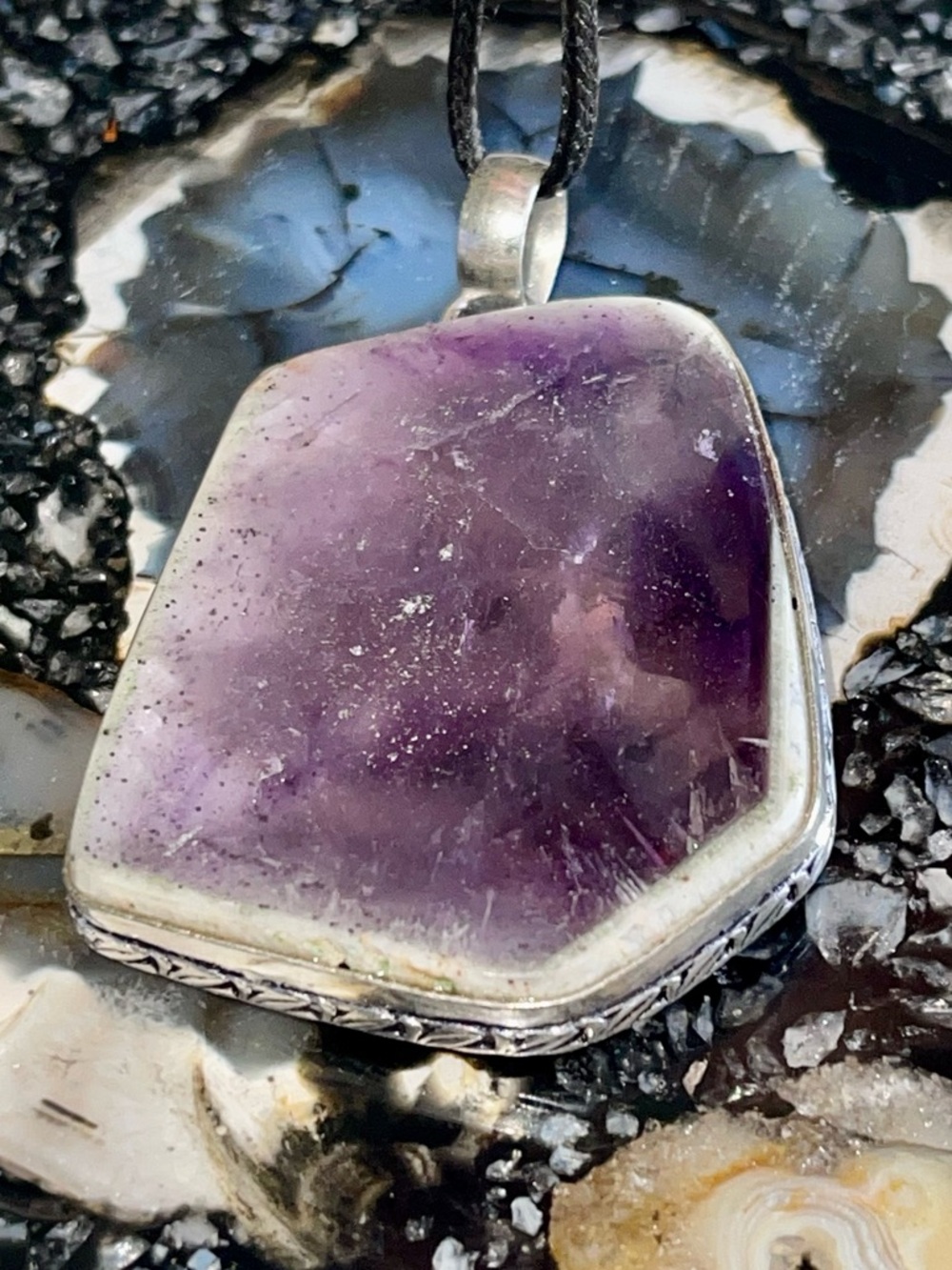 Beautiful Large Auralite Amethyst Pendant 2 1/2” - Picture 8 of 17